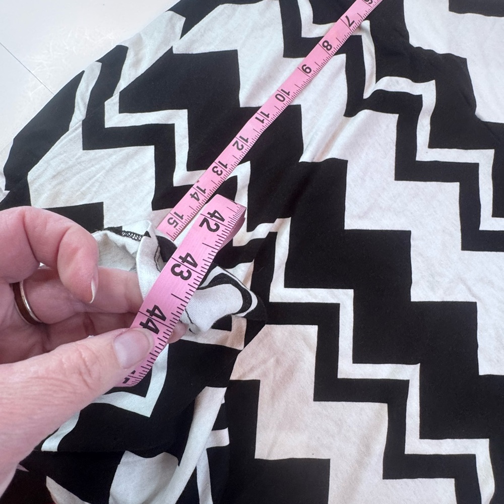 Rue21 | Black & White Chevron Maxi Skirt | Size XL - Picture 6 of 9